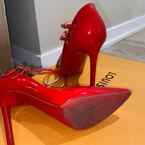 Christian Louboutin, Size 39, pointy red patent leather - Picture 3 of 7